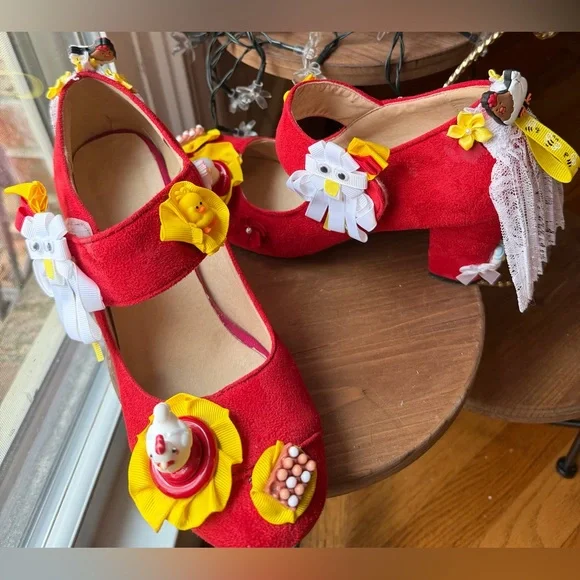 Custom/Handmade Whimsical Red, Yellow, and white Chicken Themed Mary Jane Pump - Picture 6 of 12
